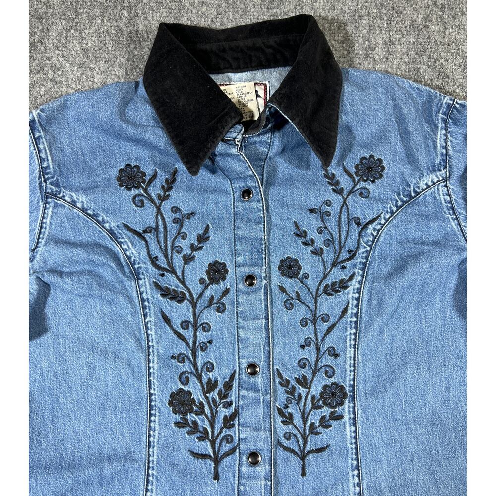 Vintage 90s Western Denim Snap Shirt Small Black Floral Cowboy Top